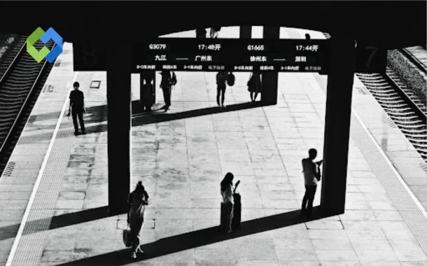 Follower Churn Is not Always a Bad Sign